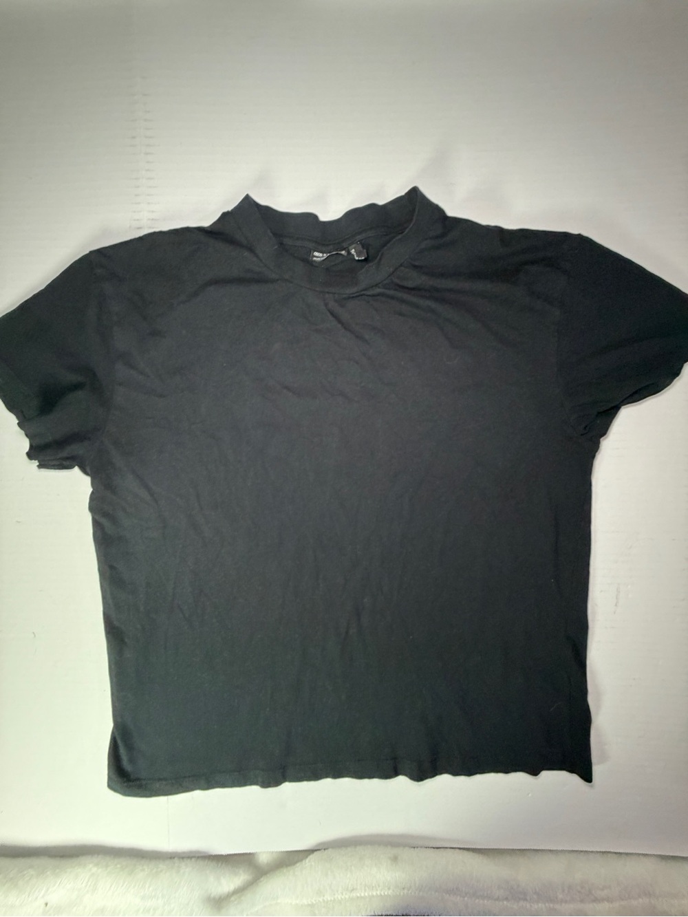 Women's Black boxy Short-Sleeve Crewneck Tee